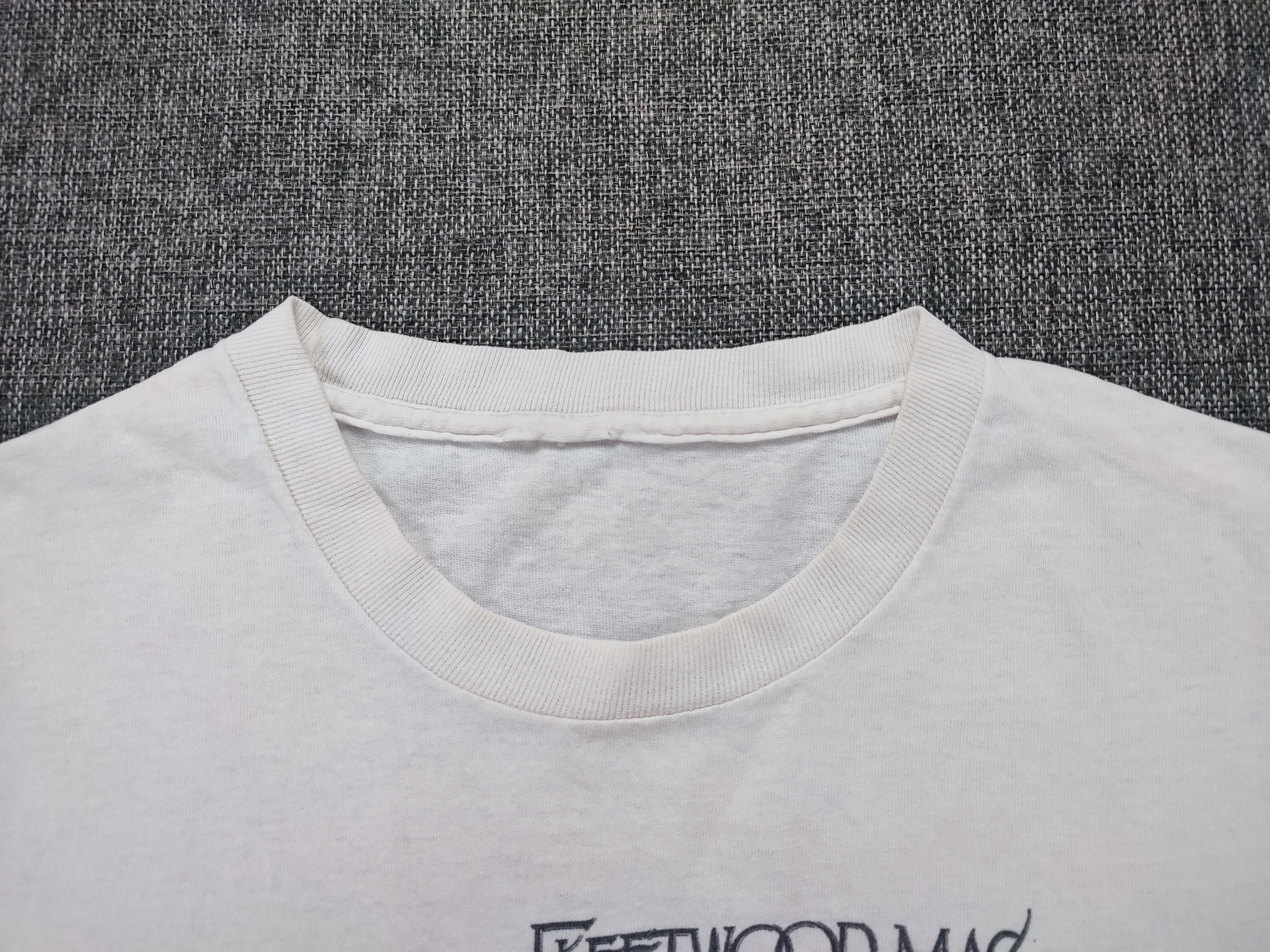 Band Tees × Vintage Vintage Early 2000s Fleetwood Mac 'Rumours' Album Tee Size US XL / EU 56 / 4 - 6 Thumbnail
