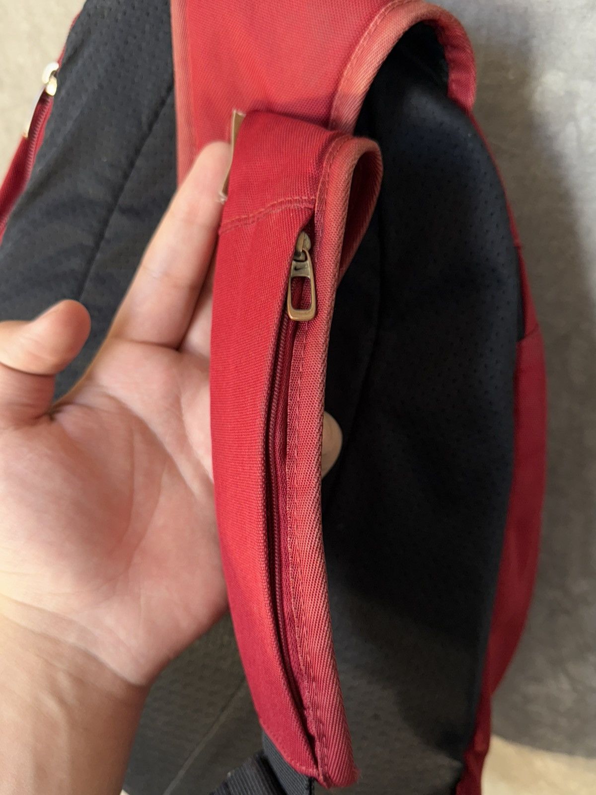 Nike × Vintage Nike Vintage Crossbody Sling Bag Size ONE SIZE - 6 Thumbnail
