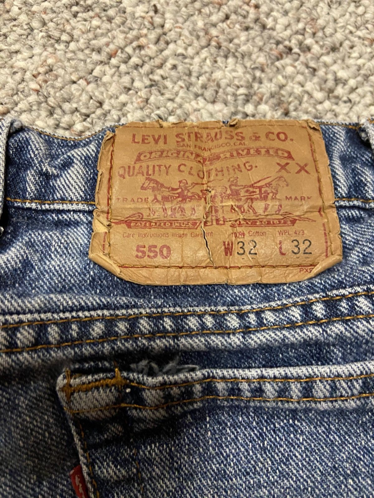 Levi's 90s Faded Distressed 550 Jeans Size US 30 / EU 46 - 7 Thumbnail