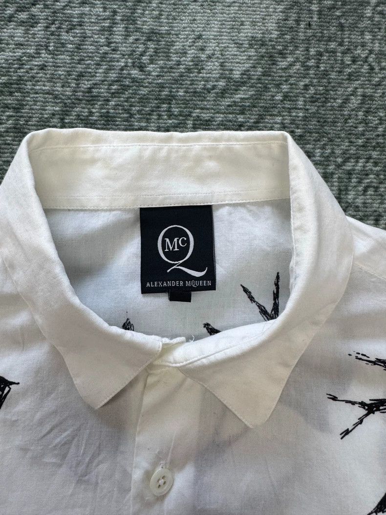 Alexander McQueen Alexander Mcqueen Swallow print long-sleeved shirt Size US M / EU 48-50 / 2 - 3 Thumbnail