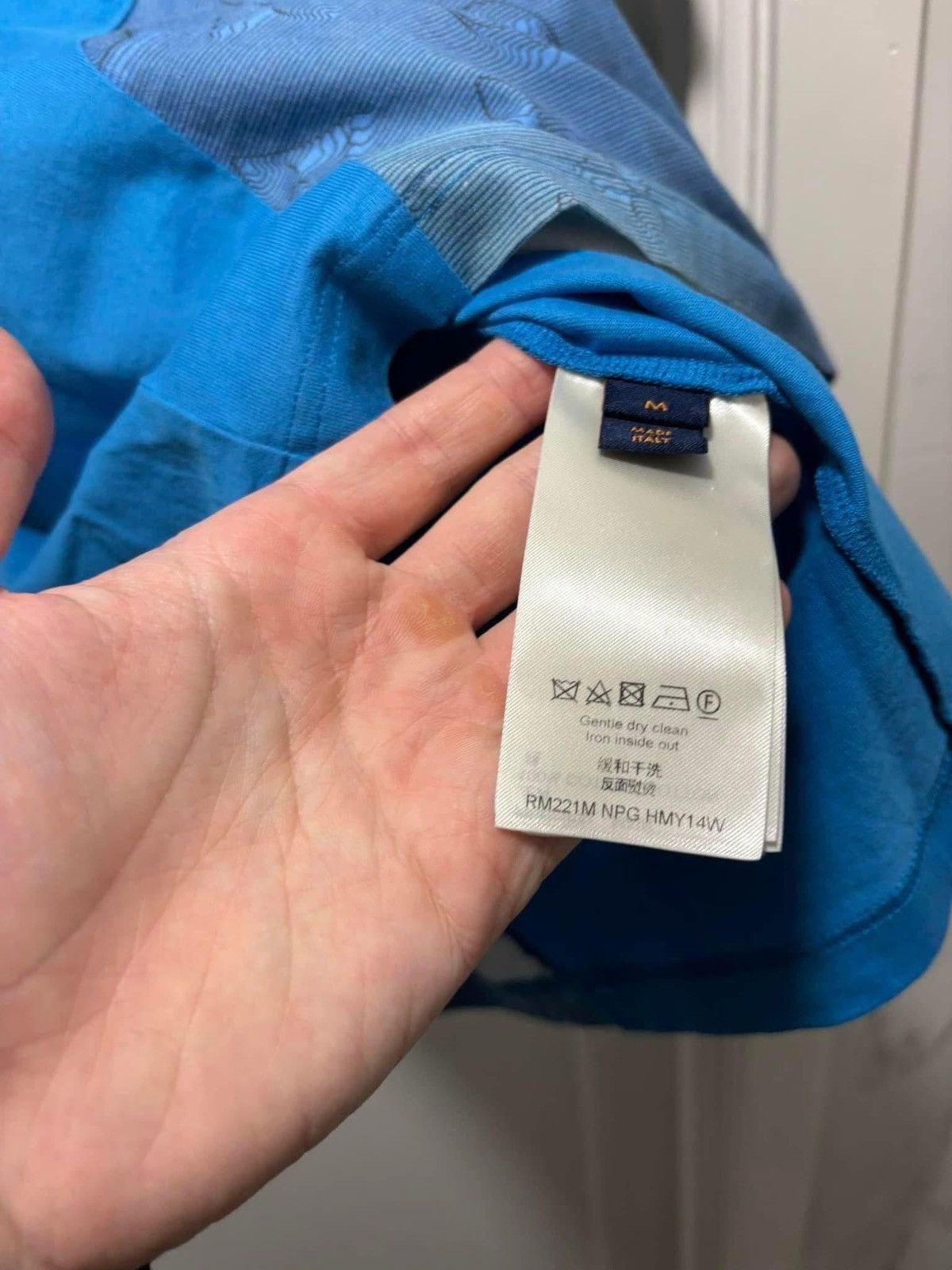 Louis Vuitton Lv2054 tee Size US M / EU 48-50 / 2 - 5 Thumbnail