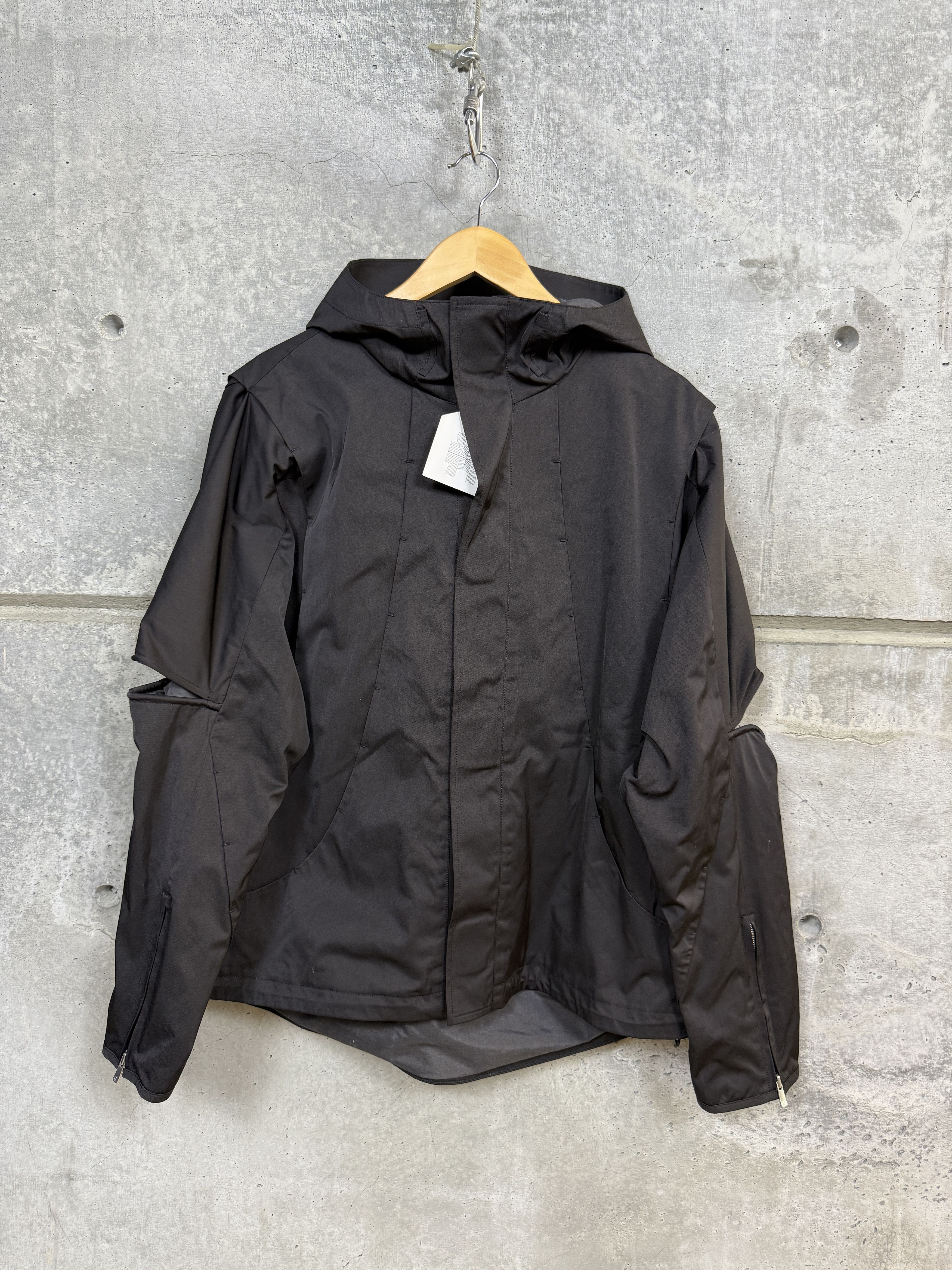 FFFPOSTALSERVICE $1150 FFFPOSTALSERVICE Storm Jacket Size US L / EU 52-54 / 3 - 7 Thumbnail