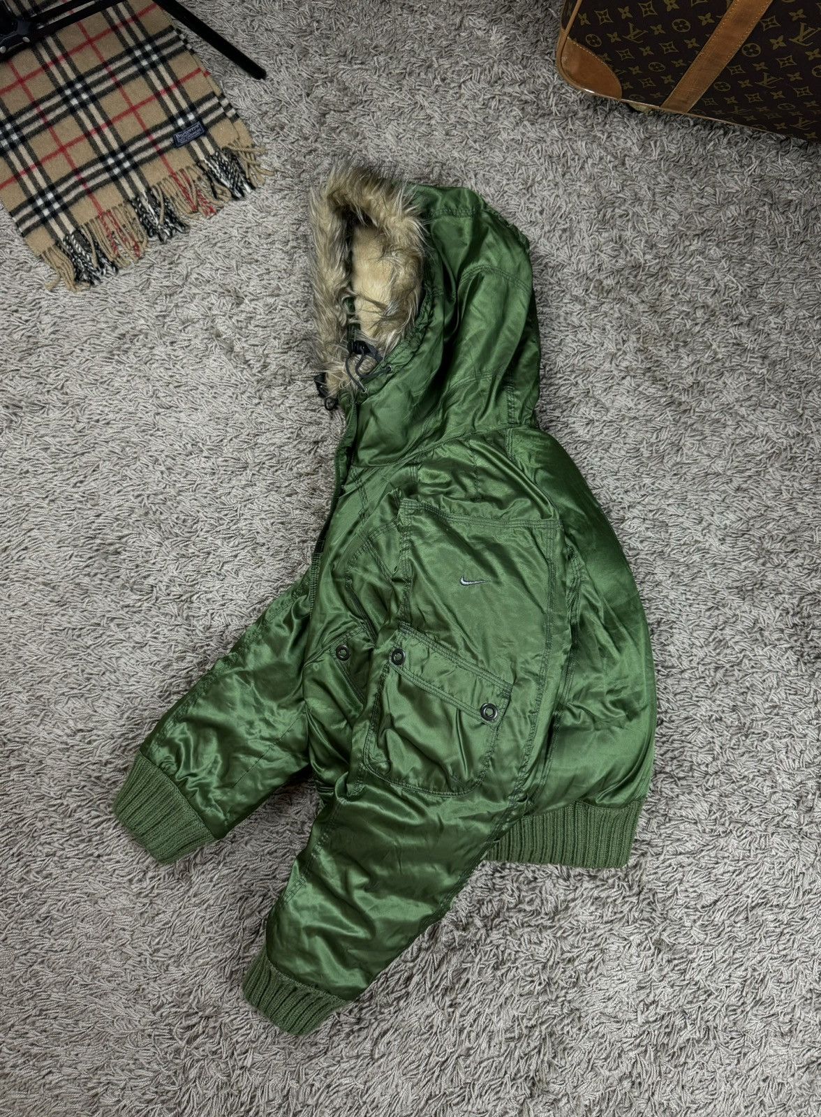 Nike Down puffer jacket Nike original casual streetwear item Size S / US 4 / IT 40 - 1 Thumbnail