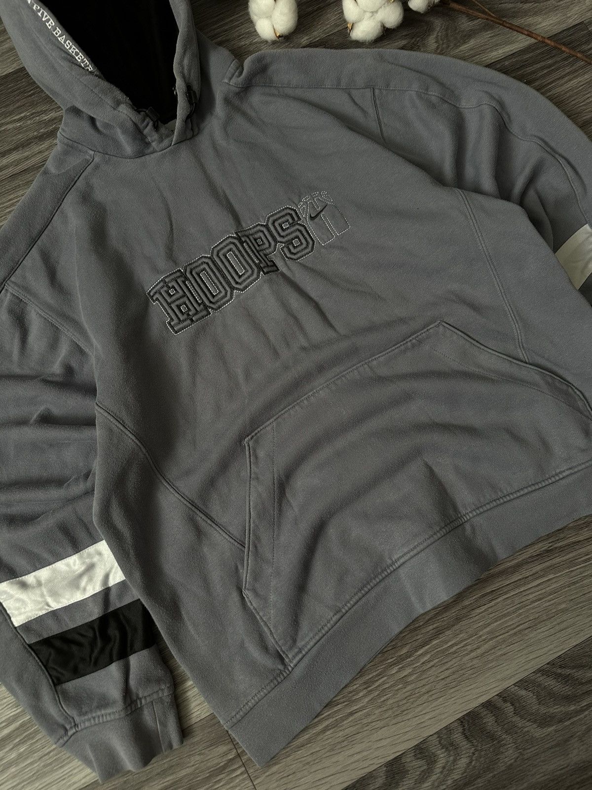Nike × Nike ACG × Vintage Nike Hoops basketball Vintage y2k boxfit oversised hoodie Size US L / EU 52-54 / 3 - 3 Thumbnail