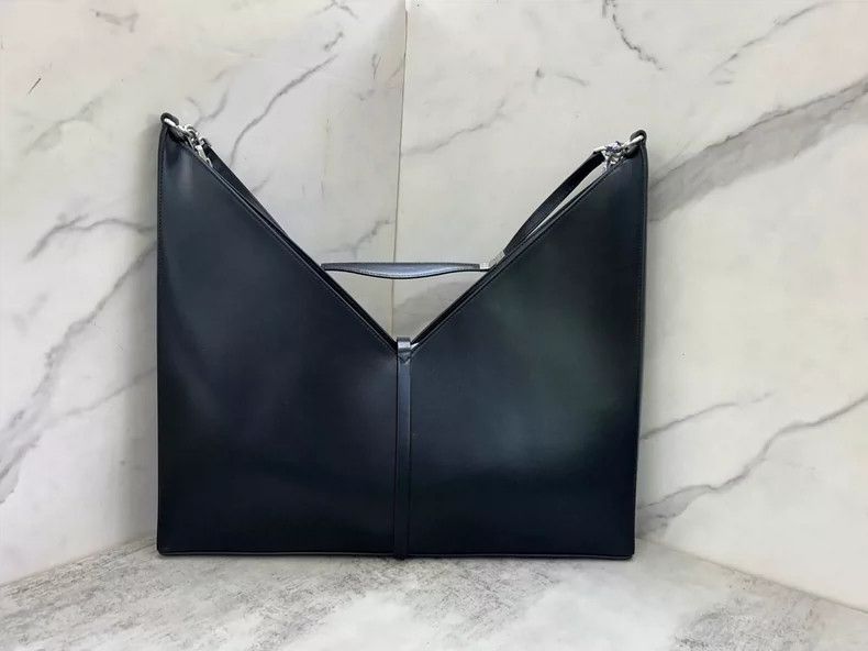 Givenchy Givenchy Black Large Single-Shoulder Bag Size ONE SIZE - 2 Thumbnail