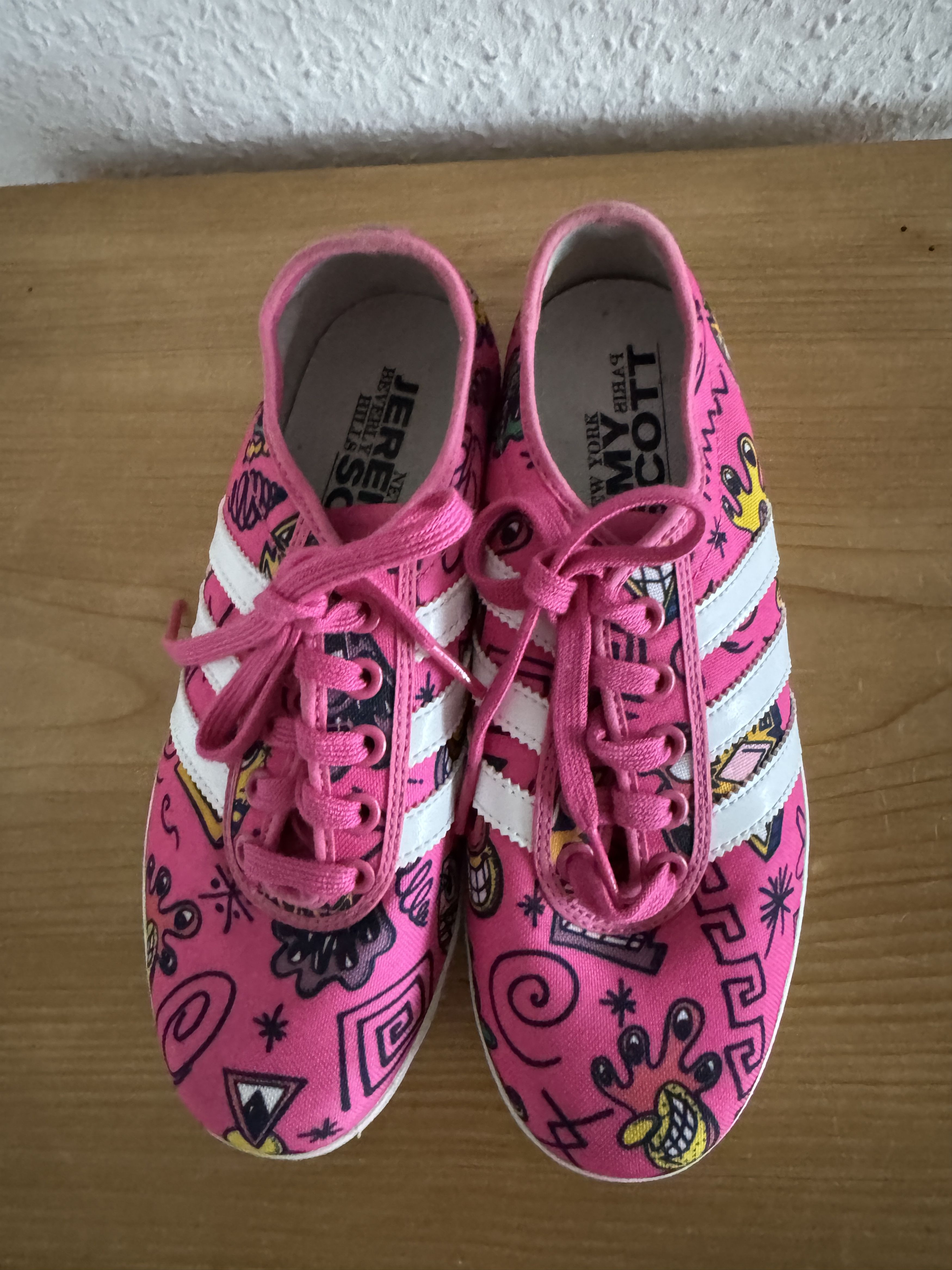 Adidas × Jeremy Scott P-Sole sneakers in pink patent Size US 4 / IT 34 - 5 Thumbnail