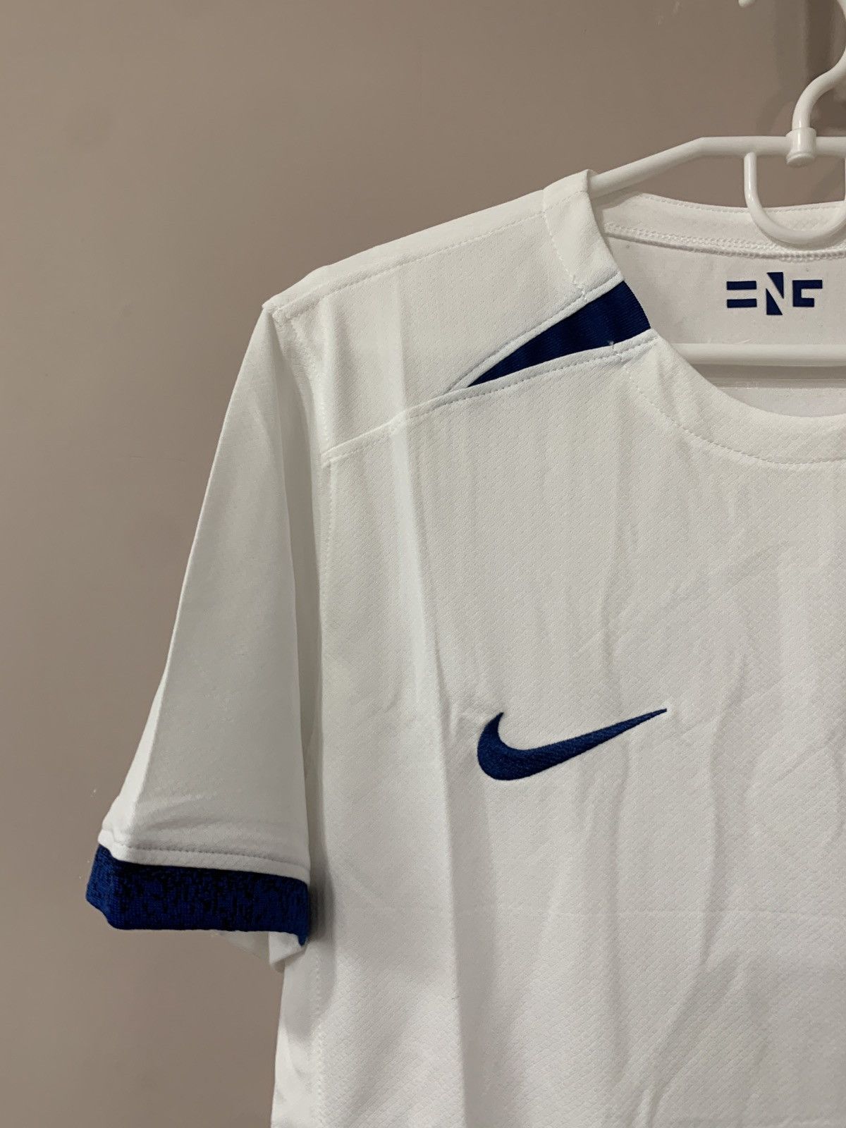 Nike England Home Football Shirt Nike Soccer Jersey Size S Size US S / EU 44-46 / 1 - 4 Thumbnail