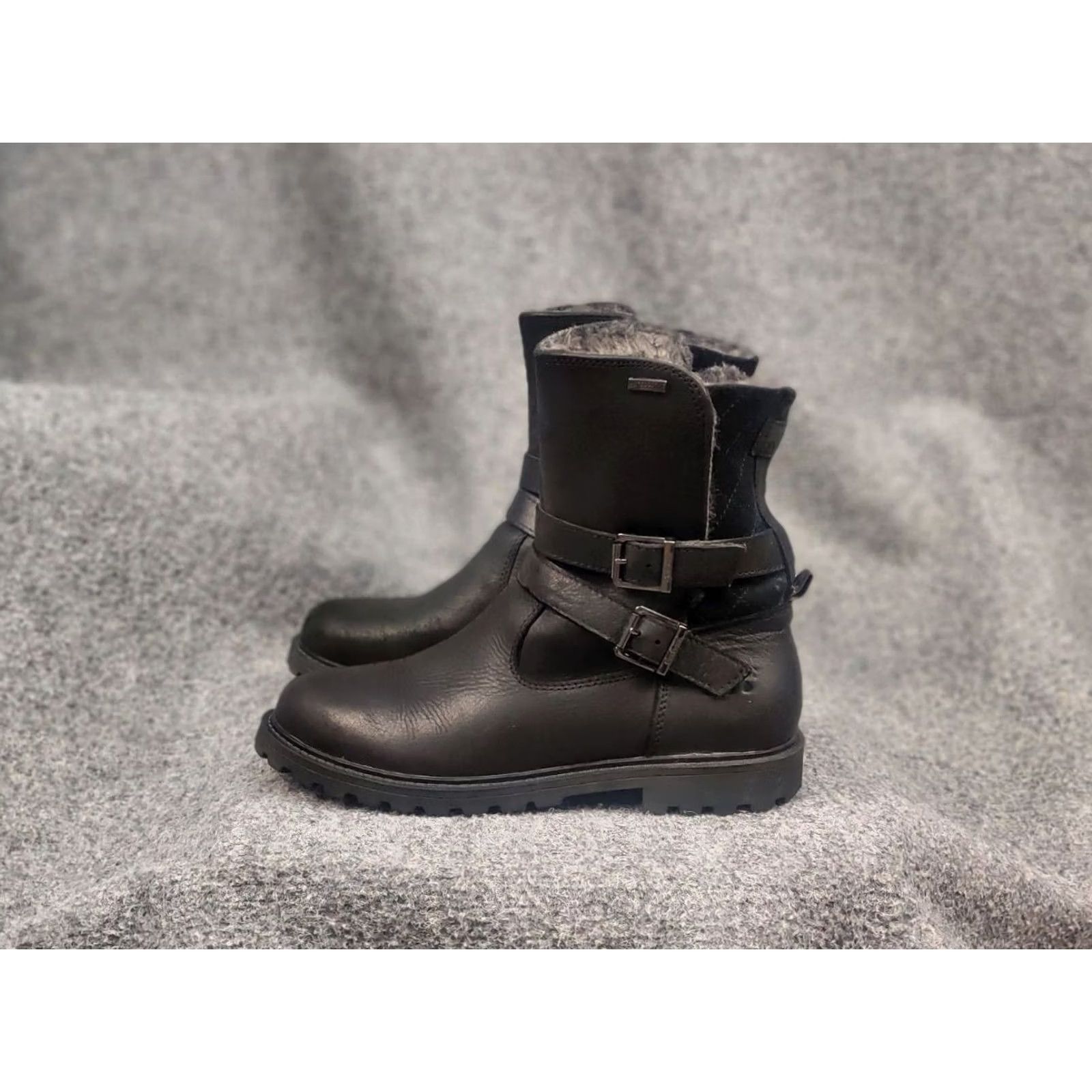 Barbour Barbour Sycamore Black Leather Waterproof Fur Lined Ankle Boots Barbour Sycamore Leather Waterproof Fur Lined Ankle Boots Size US 7 / IT 37 - 7 Thumbnail