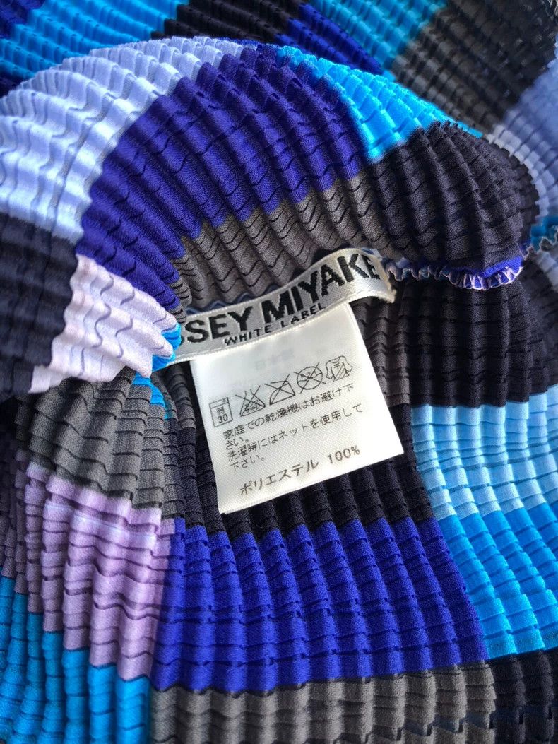 Issey Miyake Issey Miyake size:one size Blue Mosaic long sleeves Size M / US 6-8 / IT 42-44 - 5 Thumbnail