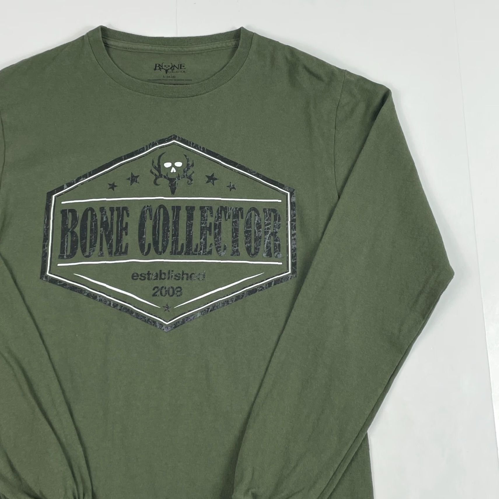 Bones Bone Collector Shirt Mens Small Green Long Sleeve Crew Neck Hiking Outdoors Outdoor Logo T-Shirt Mens Size US S / EU 44-46 / 1 - 3 Thumbnail