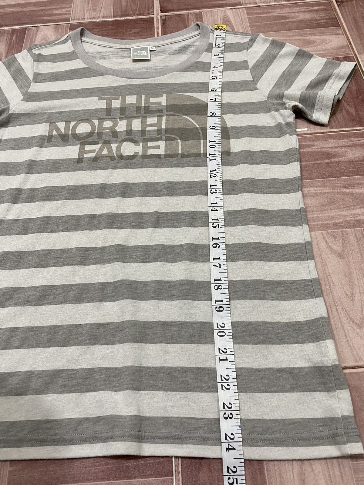 The North Face Striped the north face tee Size M / US 6-8 / IT 42-44 - 7 Thumbnail