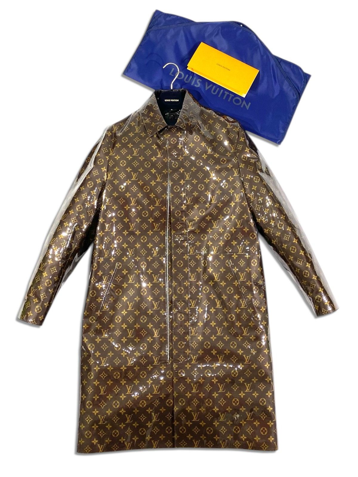 Louis Vuitton Louis Vuitton Kim Jones 48 Monogram Glaze signatures Coat Size US M / EU 48-50 / 2 - 1 Thumbnail