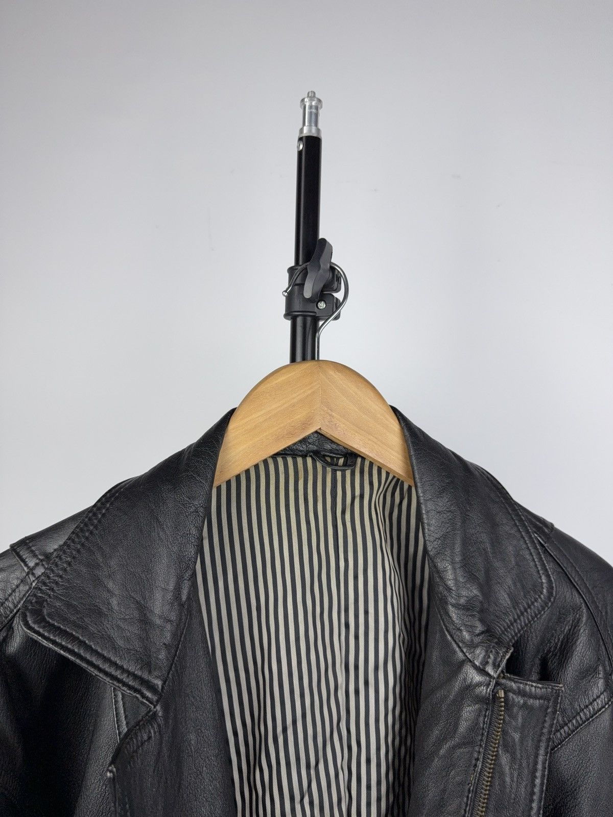 Vintage Vintage 90s Avant Garde Leather Biker MOTO Y2K Jacket Size US S / EU 44-46 / 1 - 10 Thumbnail