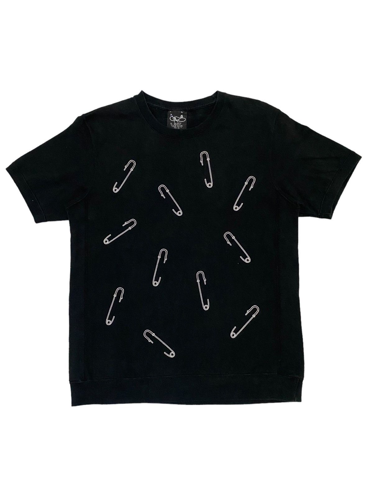 If Six Was Nine × Japanese Brand × Le Grande Bleu (L.G.B.) Ybt Japan Shirt Artwork Graphic Safety Pins Ear Rings Size US M / EU 48-50 / 2 - 2 Thumbnail