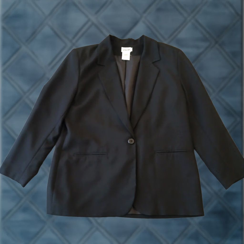 Vintage Liz Baker Blazer Womens Size 14 Petite Black Single Button Ventless Polyester Size XL / US 12-14 / IT 48-50 - 1 Thumbnail