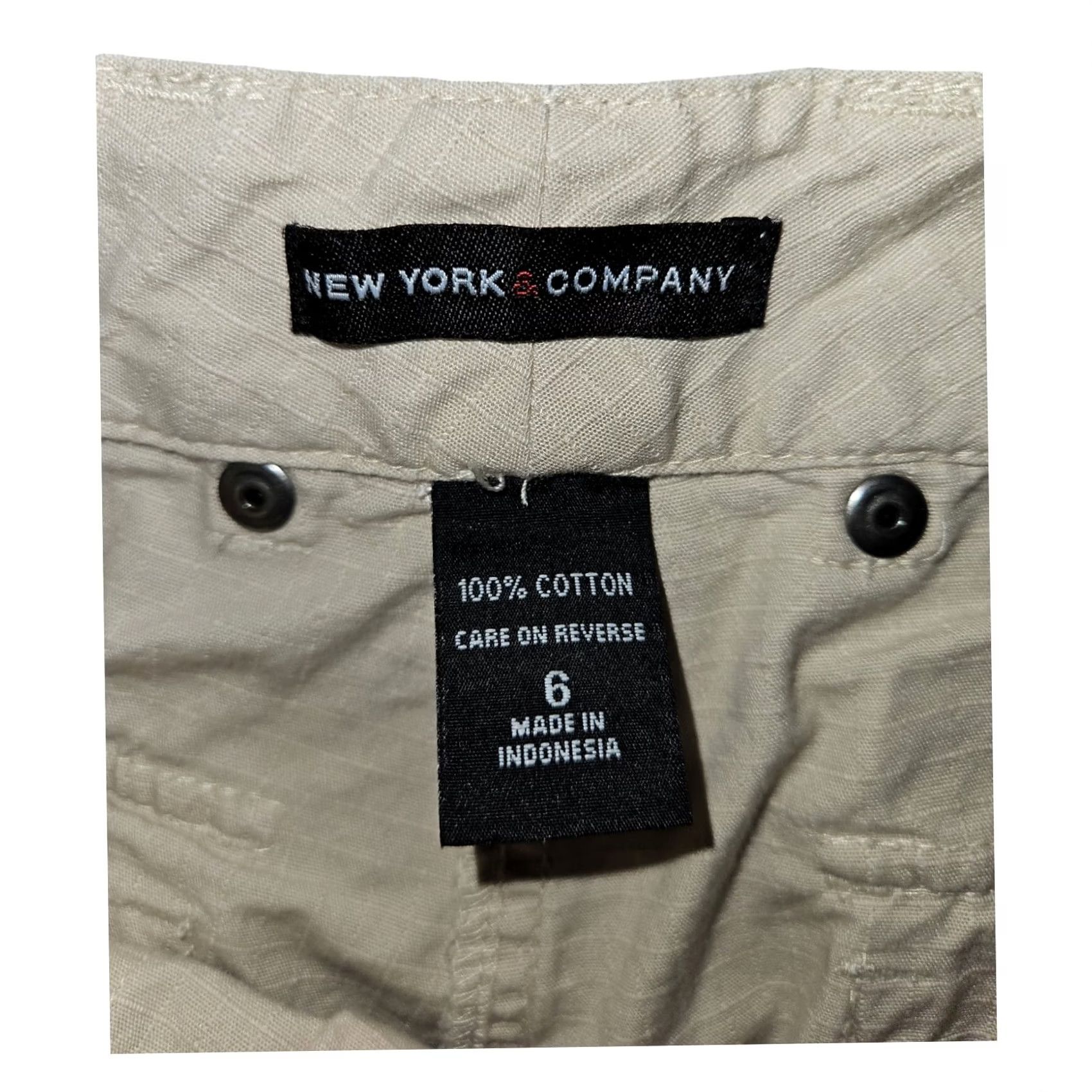 CO Co Cargo Pants Women's 6 Ivory Rip Stop Roll Tab Casual 90s City Hipster Preppy Pockets Straight 30 in Inseam Womens Size 28" / US 6 / IT 42 - 2 Thumbnail