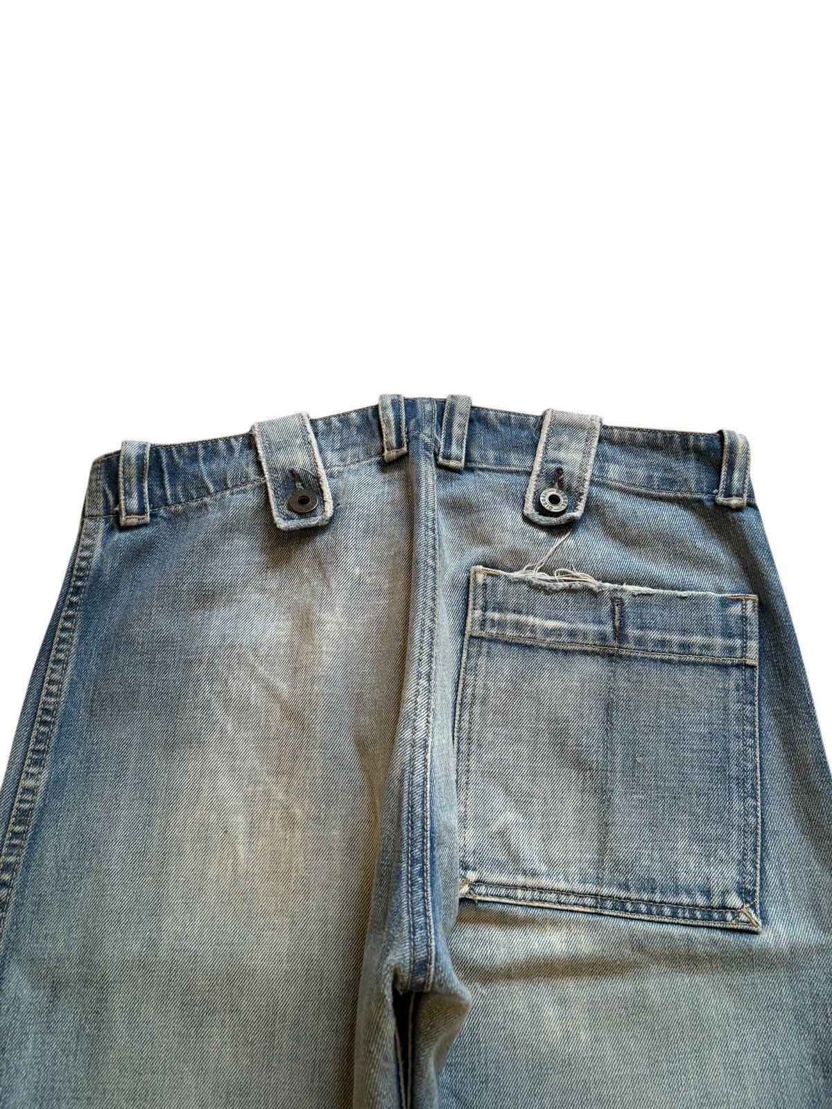 Diesel Vintage Diesel Faded Wash Distressed Bootcut Jeans Size US 26 / EU 42 - 8 Thumbnail