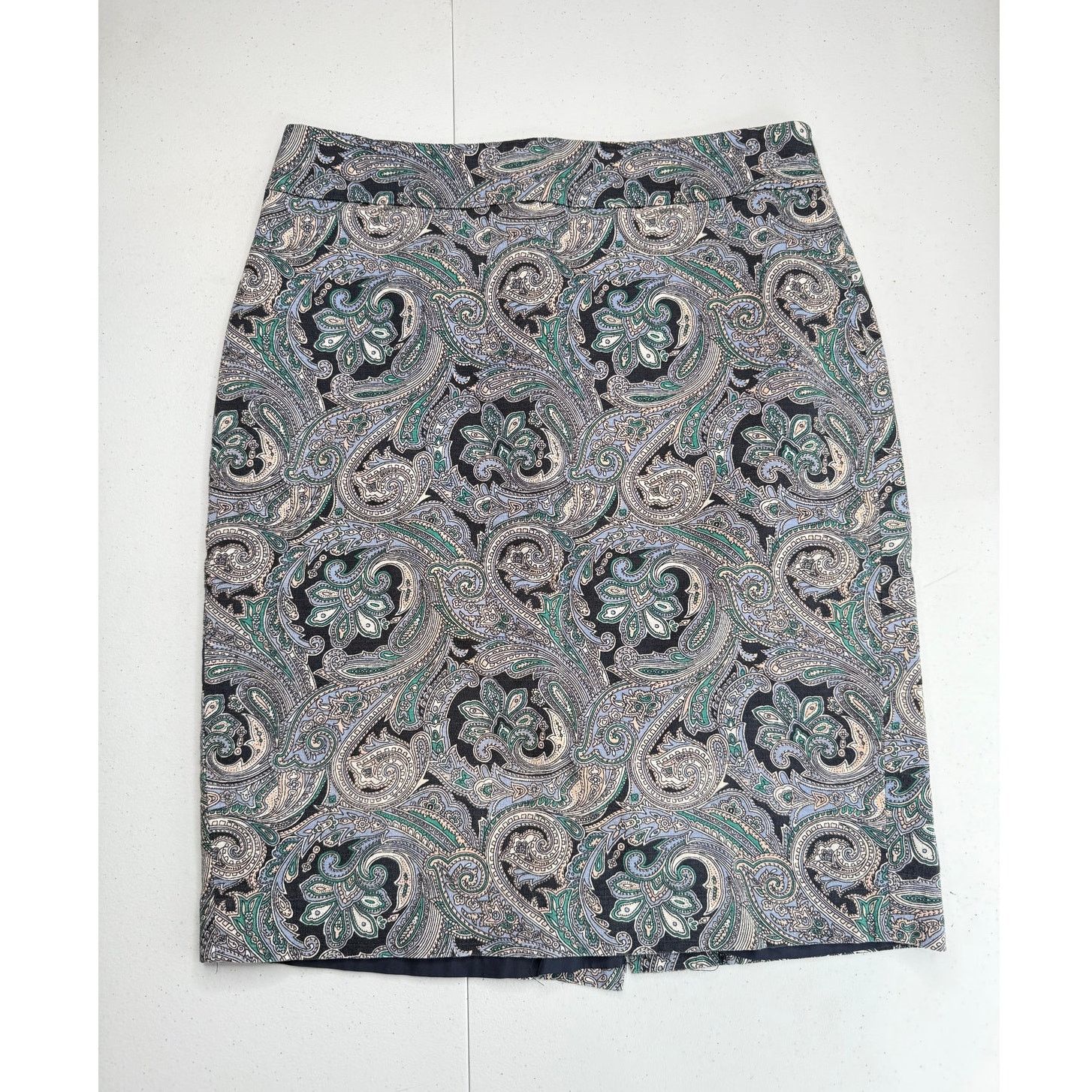 Ann Taylor Ann Taylor Womens Pencil Skirt Paisley Pattern Back Slit Size 27" / US 4 / IT 40 - 1 Thumbnail