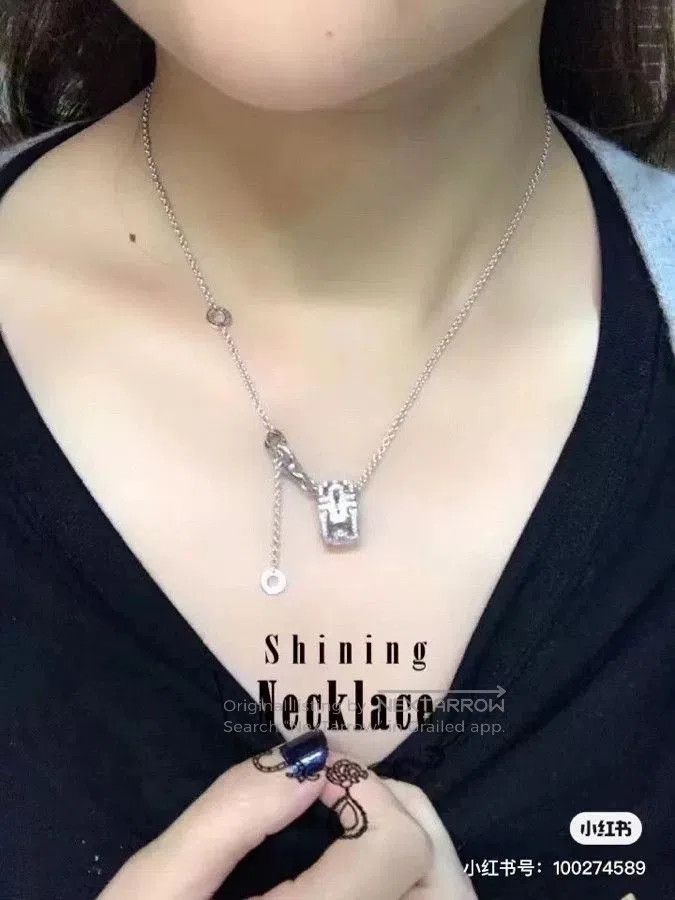 Bvlgari BVLGARI White Gold Paperclip Necklace. Size ONE SIZE - 5 Thumbnail