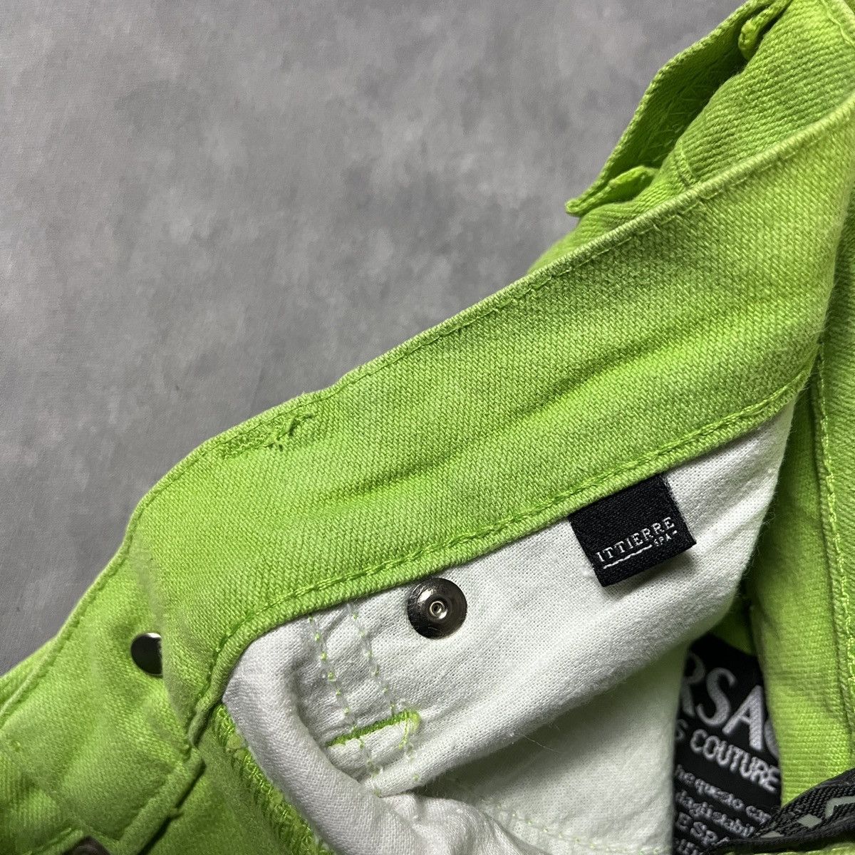 Versace RARE VERSACE Jeans Couture Neon Green Size 26" / US 2 / IT 38 - 5 Thumbnail