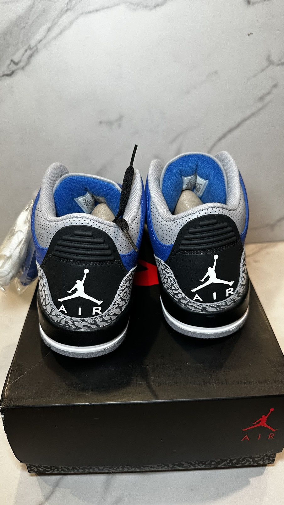 Jordan Brand Jordan 3 Retro Size US 9 / EU 42 - 4 Thumbnail