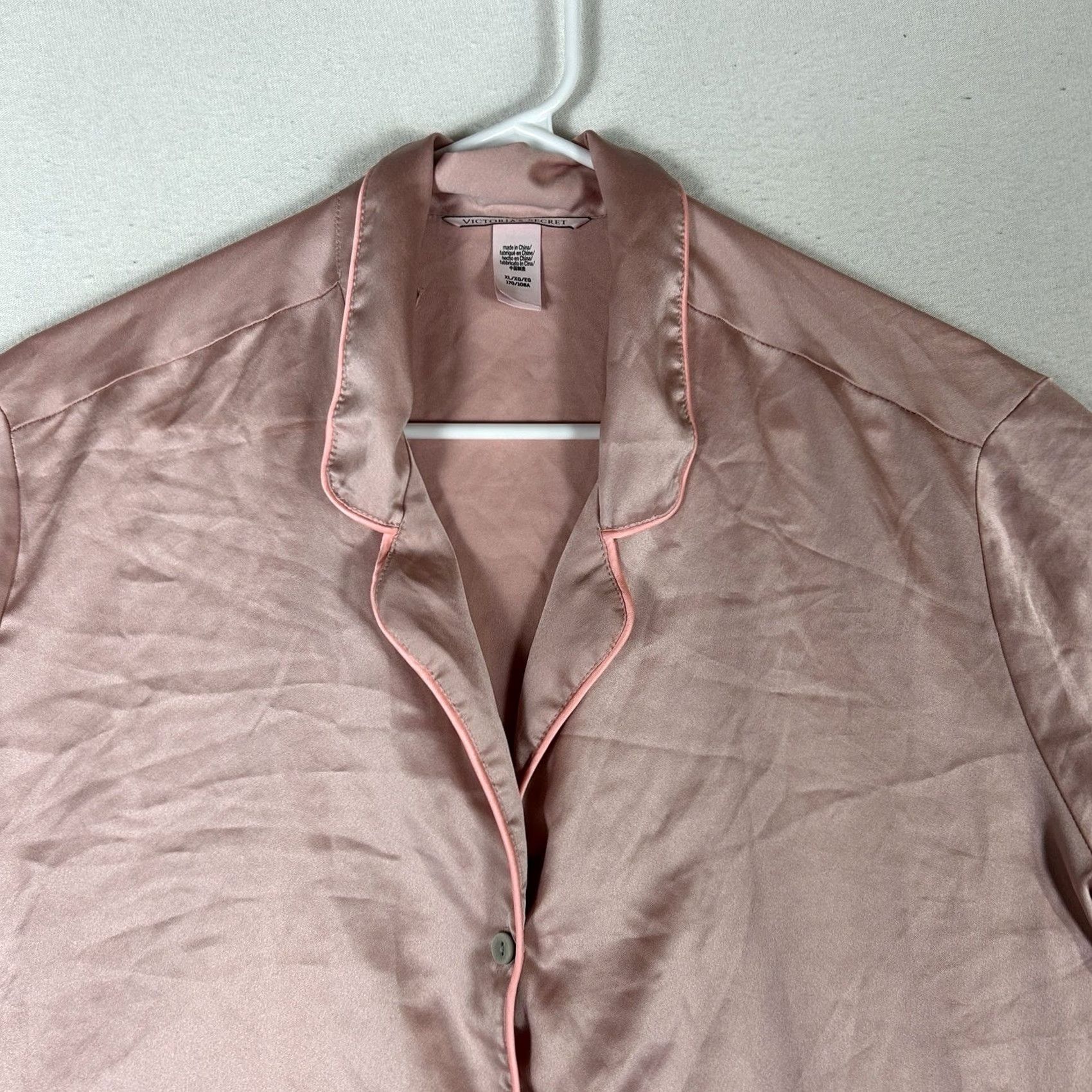 Victoria's Secret Victoria's Secret Pajama Shirt Women's XL Pink Short Sleeve Button-Up Shirt Size XL / US 12-14 / IT 48-50 - 2 Thumbnail