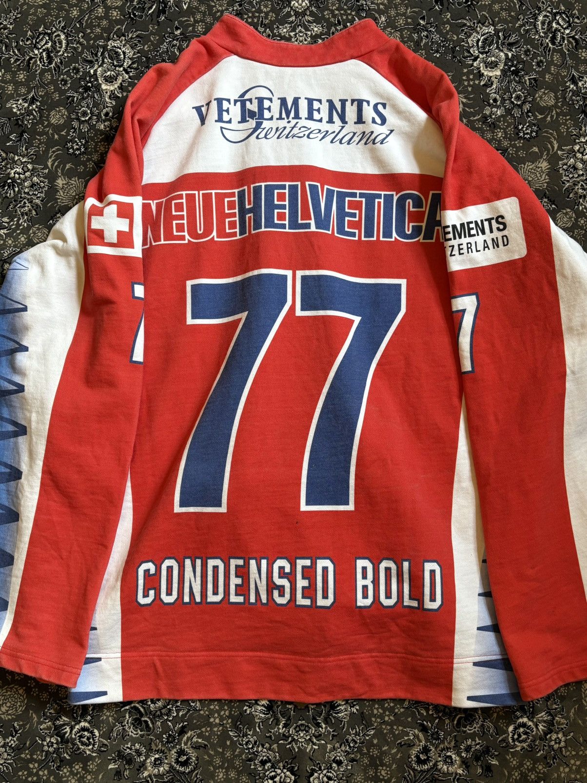 Vetements Vetements SS20 Helvetica Hockey Jersey Size US S / EU 44-46 / 1 - 5 Thumbnail