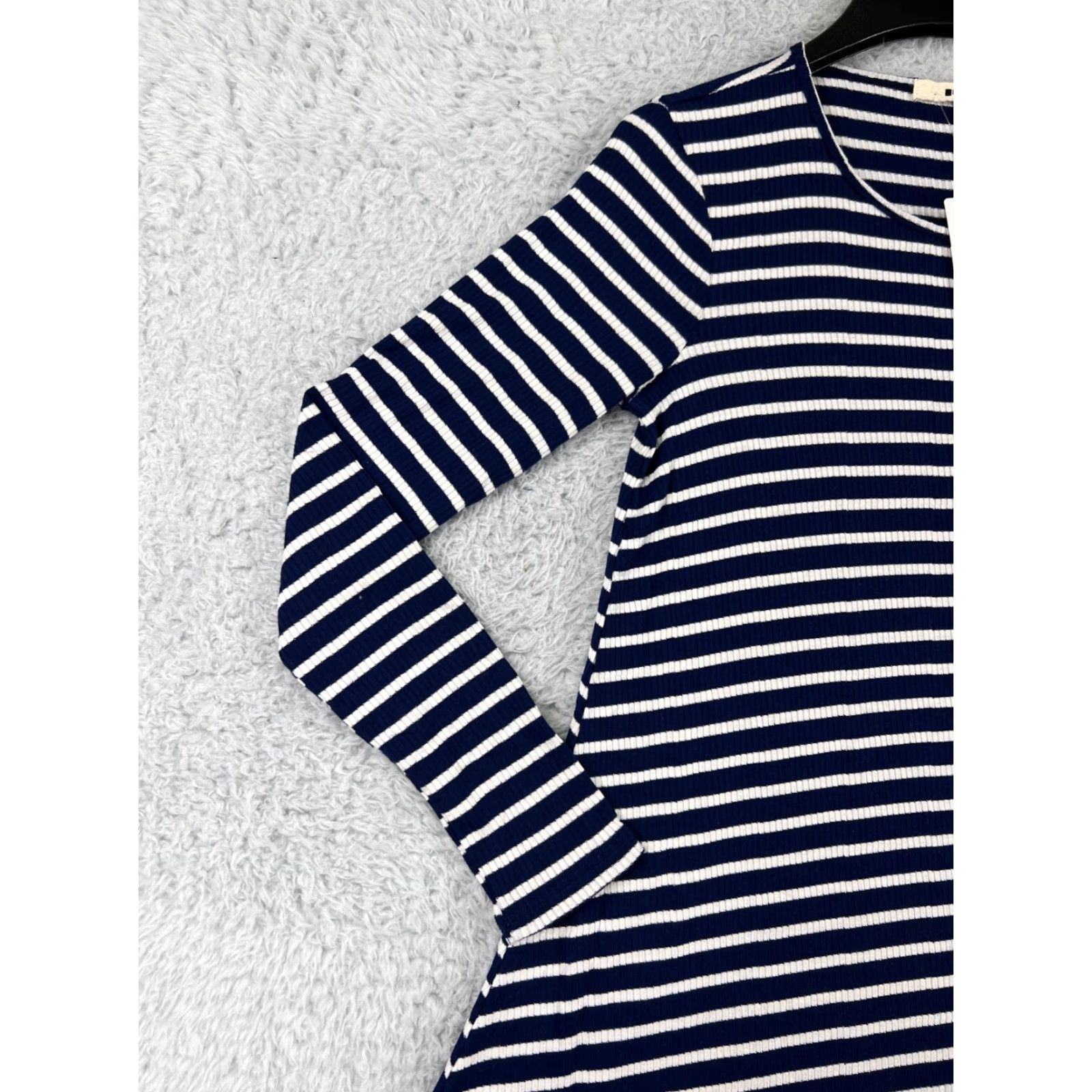 Vintage LA made Dress Womens XS White/Blue Striped Long Sleeve Polyester Knit Mini Dress Size XS / US 0-2 / IT 36-38 - 3 Thumbnail