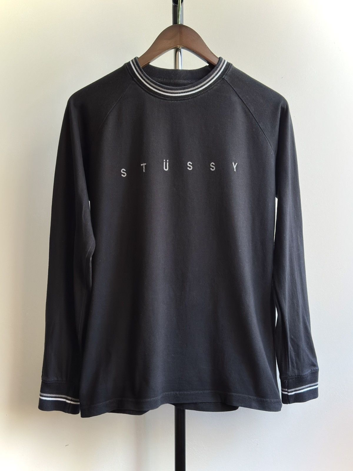 Stussy STUSSY BIG LOGO LONG SLEEVE SHIRT Size US S / EU 44-46 / 1 - 1 Thumbnail
