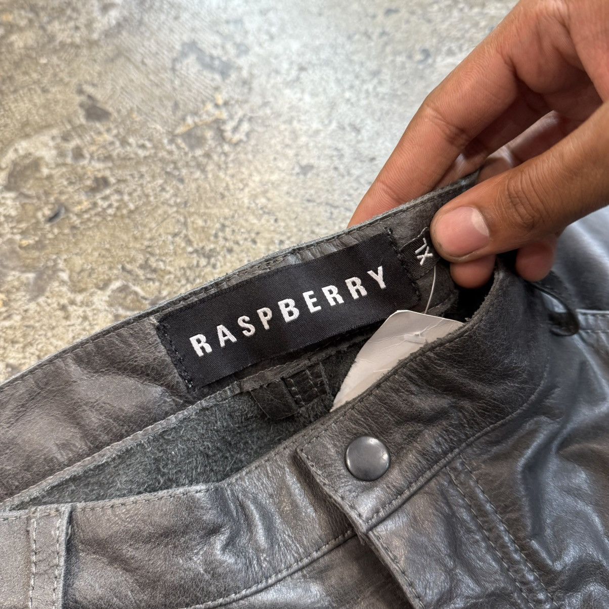 The GV Gallery GV Gallery Raspberry Leather Shorts Size US 36 / EU 52 - 3 Thumbnail
