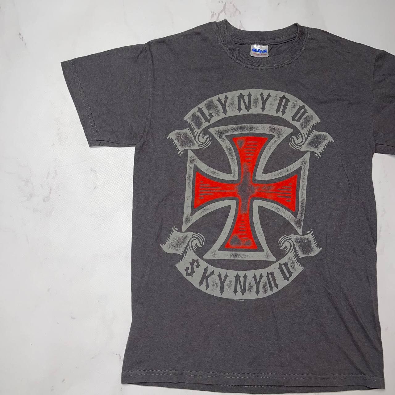 Gildan VINTAGE STYLE LYNYRD SKYNYRD Cross T-Shirt NEW 2008 Sz S Size US S / EU 44-46 / 1 - 4 Thumbnail