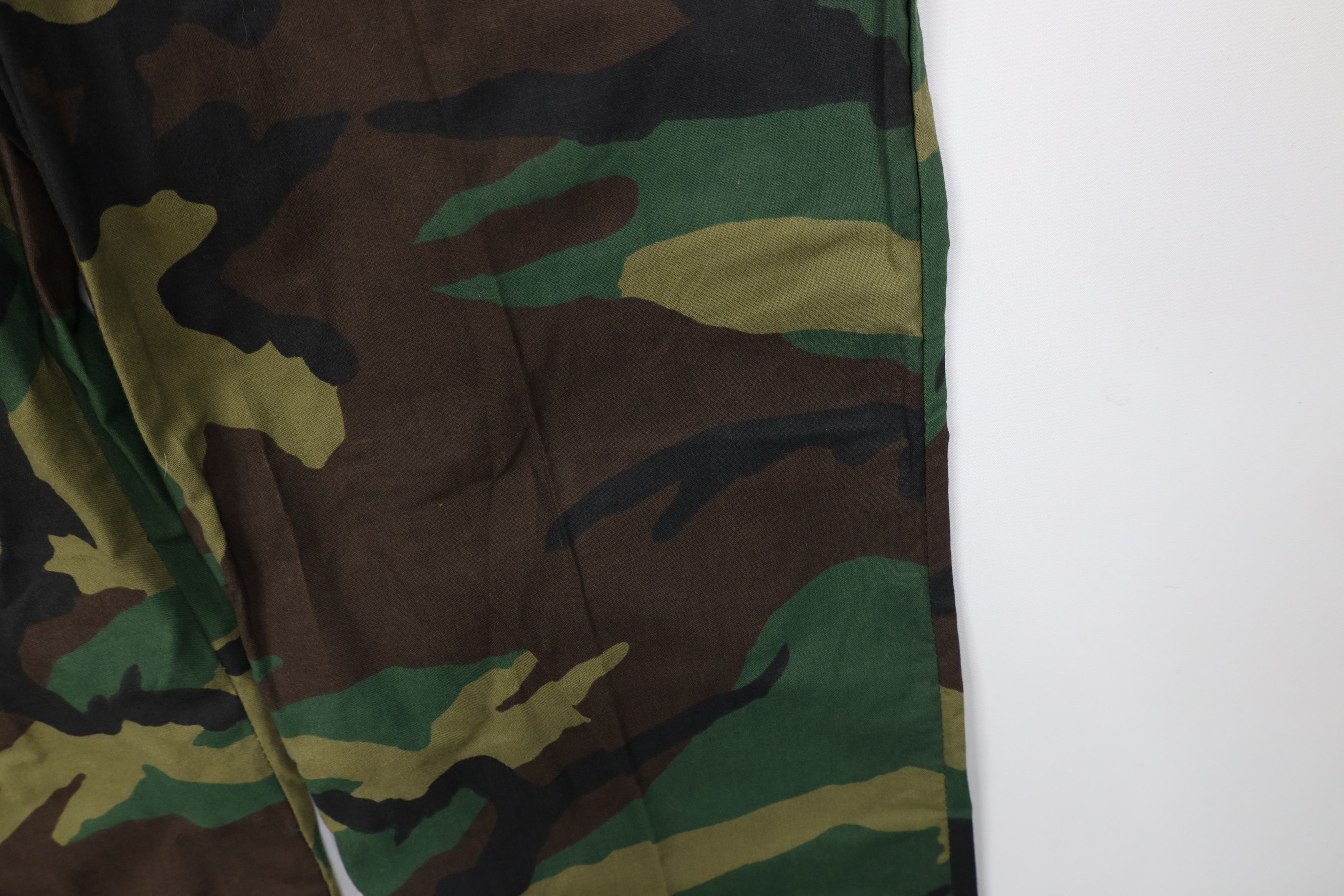 Vintage Vintage 70s 80s Streetwear Camouflage Utility Wide Leg Pants Size US 36 / EU 52 - 6 Thumbnail