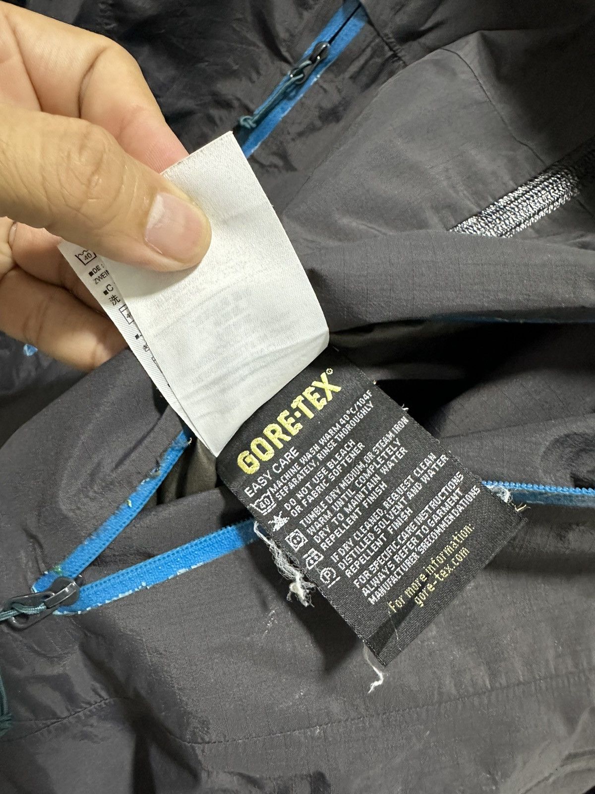 Arc'teryx ARC’TERYX Carbon Copy ll Alpha SL Goretex Waterproof Jacket Size US L / EU 52-54 / 3 - 11 Thumbnail