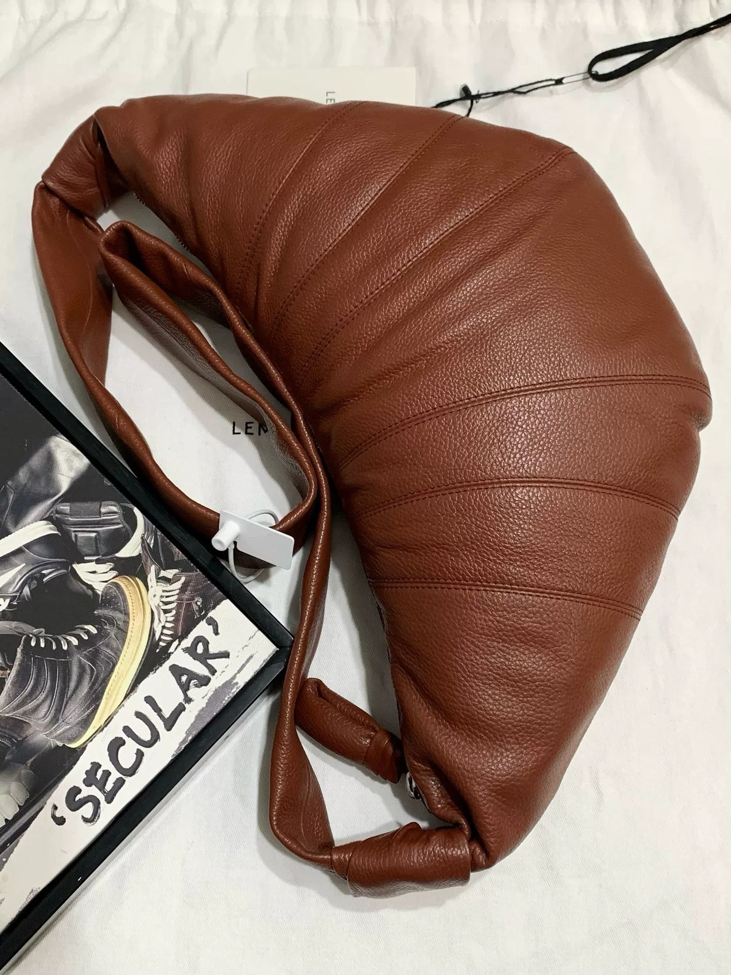 Lemaire Lemaire Medium Red Cowhide Croissant Bag Size ONE SIZE - 1 Thumbnail