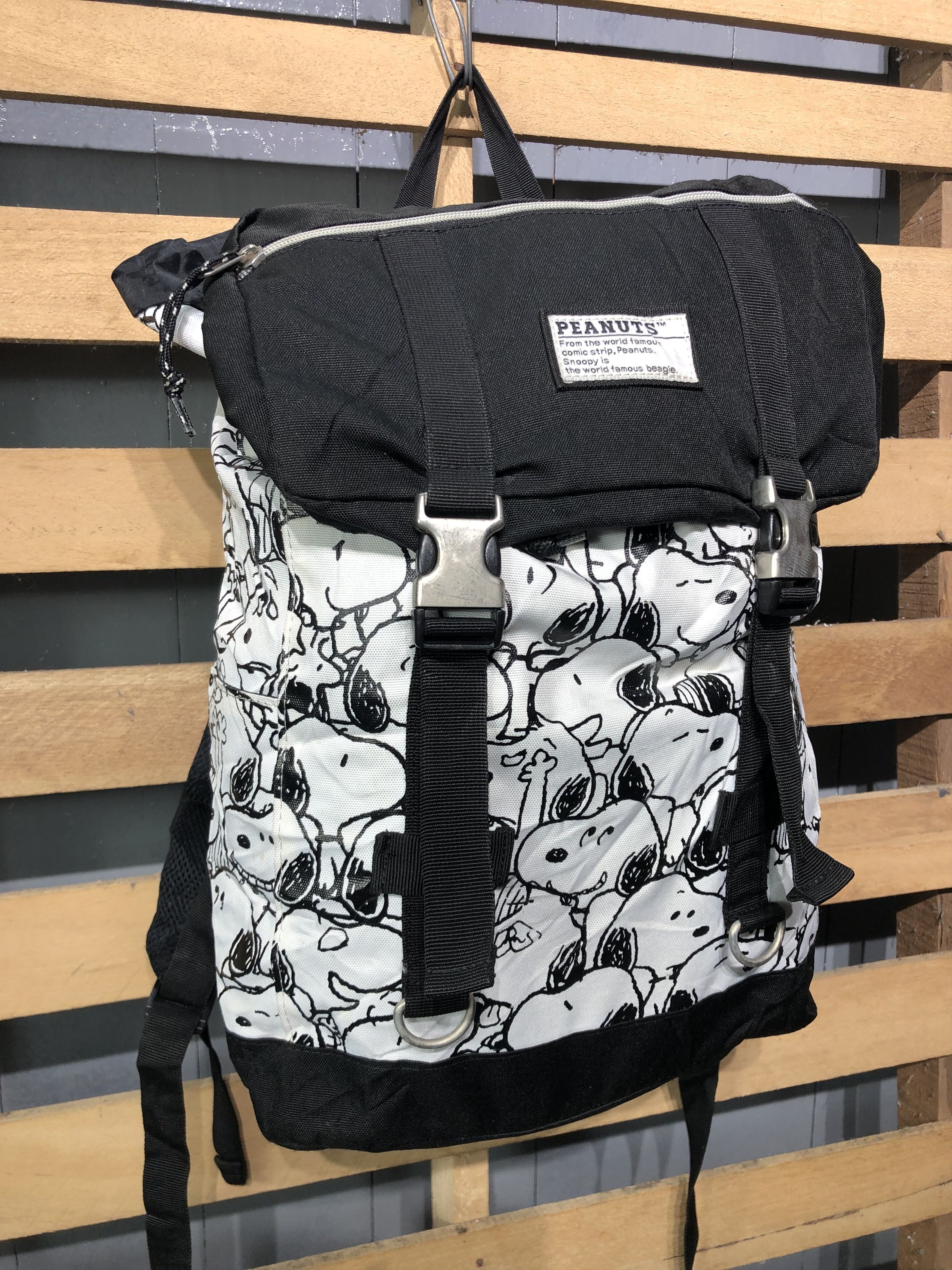 Cartoon Network × Peanuts Rare‼️Snoopy Cartoon Network Style Fullprint Backpack Size ONE SIZE - 2 Thumbnail