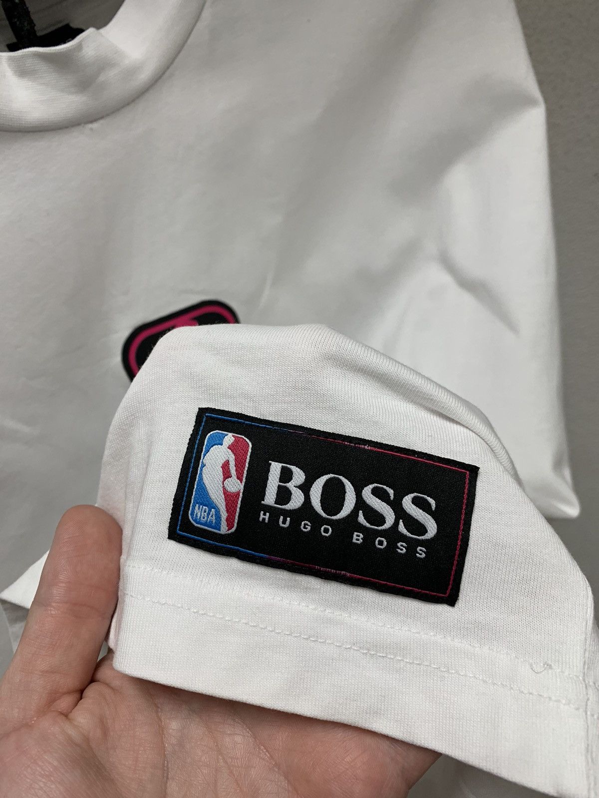 NBA Hugo Boss NBA white big logo t-shirt jersey 2xl axle Size US XXL / EU 58 / 5 - 4 Thumbnail