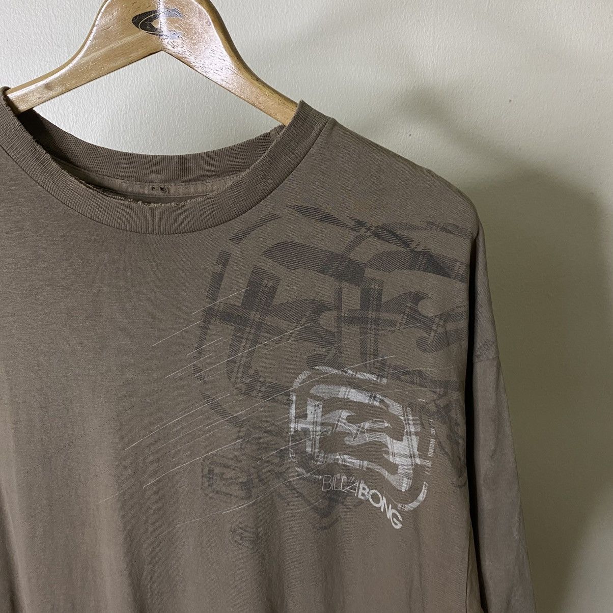 Billabong Vintage 2000s Billabong Surf T Shirt Size US XL / EU 56 / 4 - 2 Thumbnail