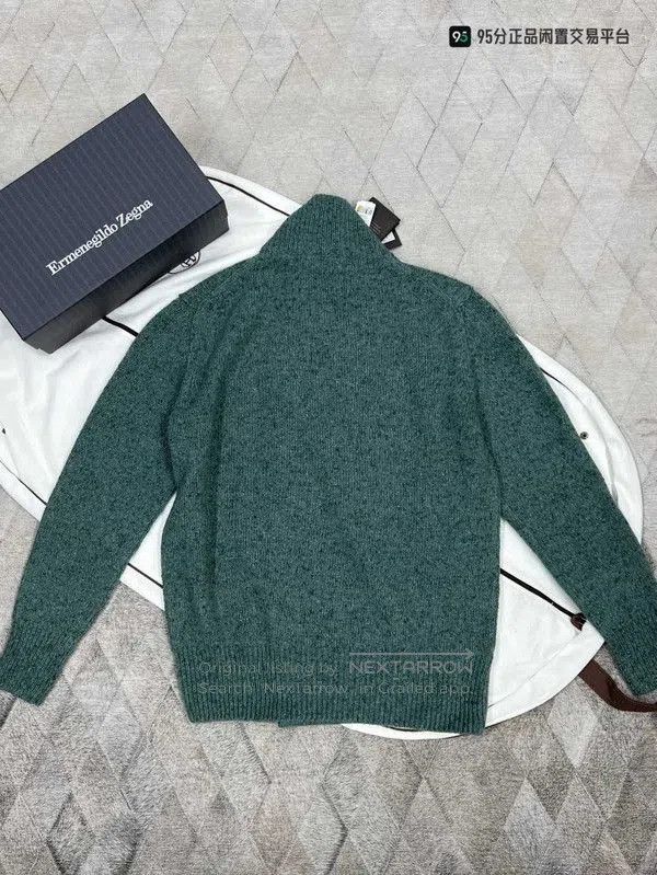 Ermenegildo Zegna Zegna Men's Green High-Neck Knit Sweater. Size US M / EU 48-50 / 2 - 1 Thumbnail