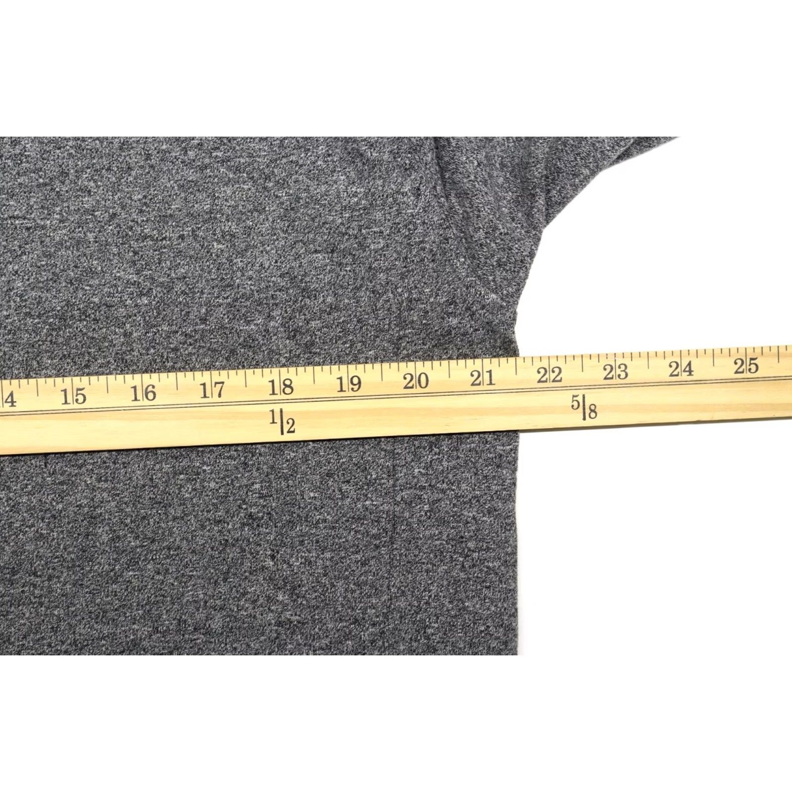 Lululemon Lululemon Women's Oversized Short Sleeve T-Shirt Heathered Black Sz 6 (Gray) Pullover Activewear Shirt Size 28" / US 6 / IT 42 - 4 Thumbnail