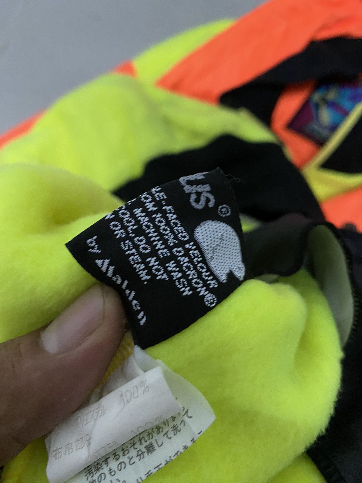 Phenix Offer Phenix Gilles Becker Snowboarding Jacket Size US L / EU 52-54 / 3 - 8 Thumbnail