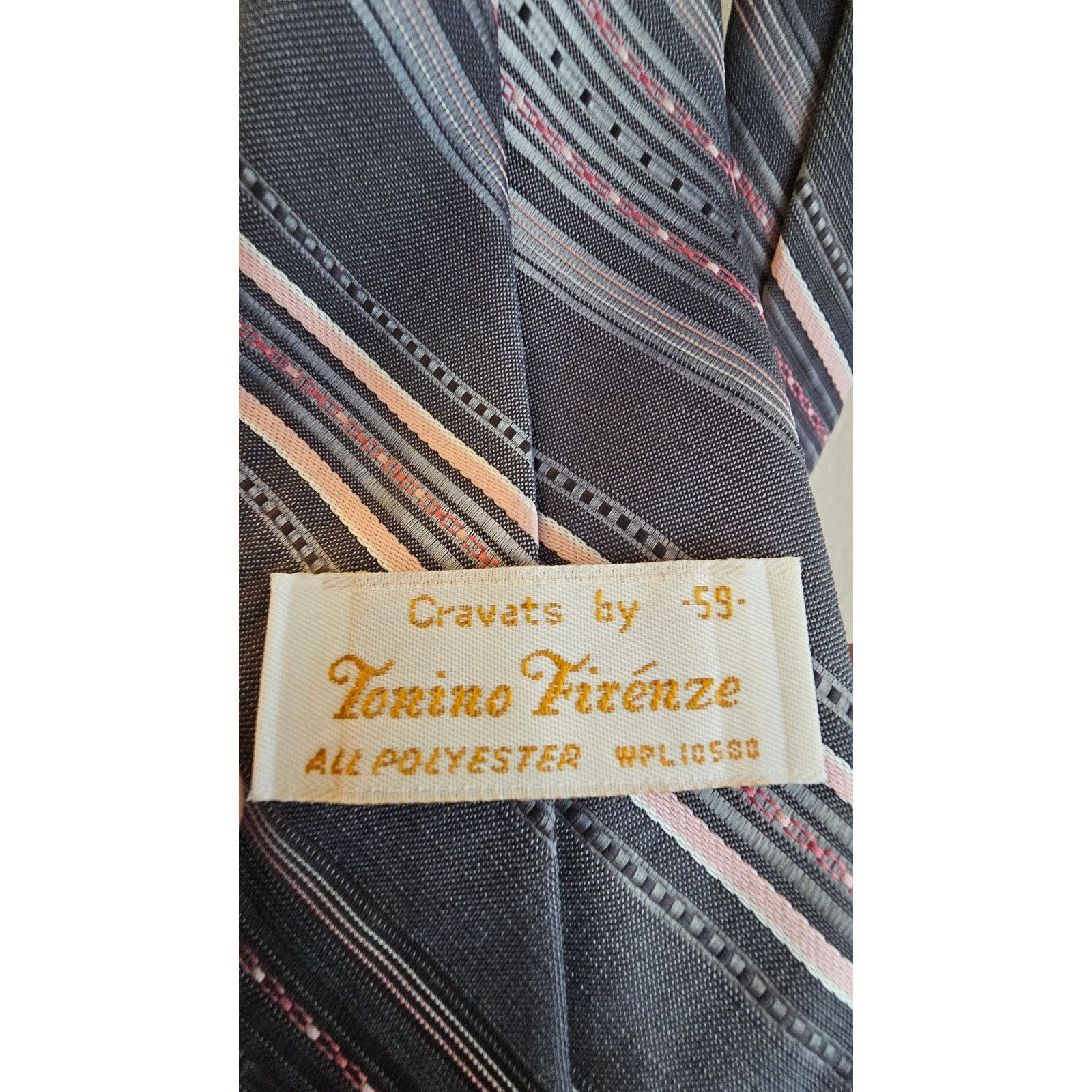 Other Vintage Tonino Fizenze Men's Necktie - Gray w/Pink Stripes Size ONE SIZE - 3 Thumbnail