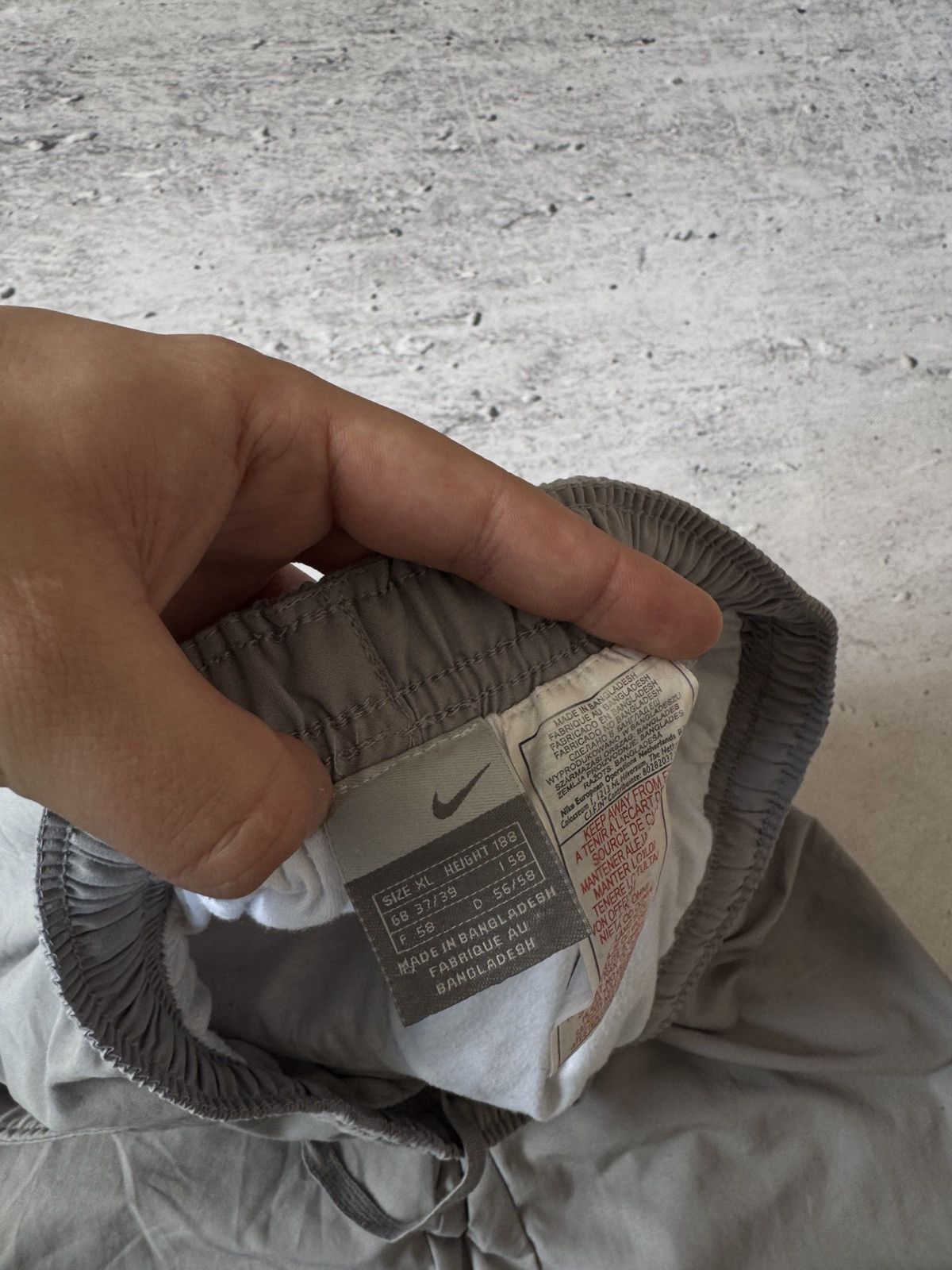 Nike × Vintage NIKE NYLON VINTAGE Y2K OVERSIZE BAGGY FIT PANTS SWEATPANTS Size US 34 / EU 50 - 6 Thumbnail