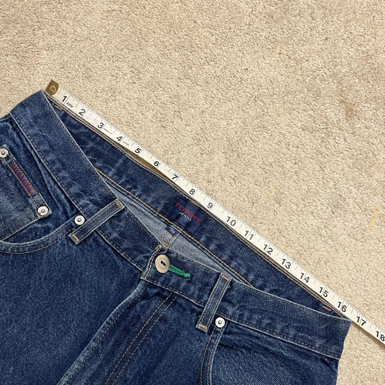 Tommy Jeans Tommy Hilfiger Denim Y2K Baggy Faded Blue Jeans 33Wx32.5L Size US 33 - 7 Thumbnail