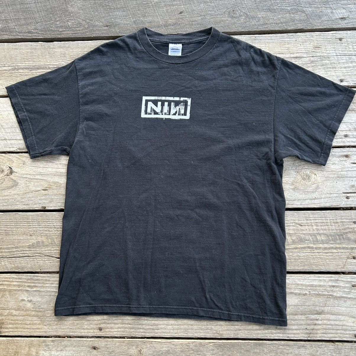 Band Tees Vintage 2005 Nine Inch Nails With Teeth Tour Road Crew Shirt Size US L / EU 52-54 / 3 - 1 Thumbnail