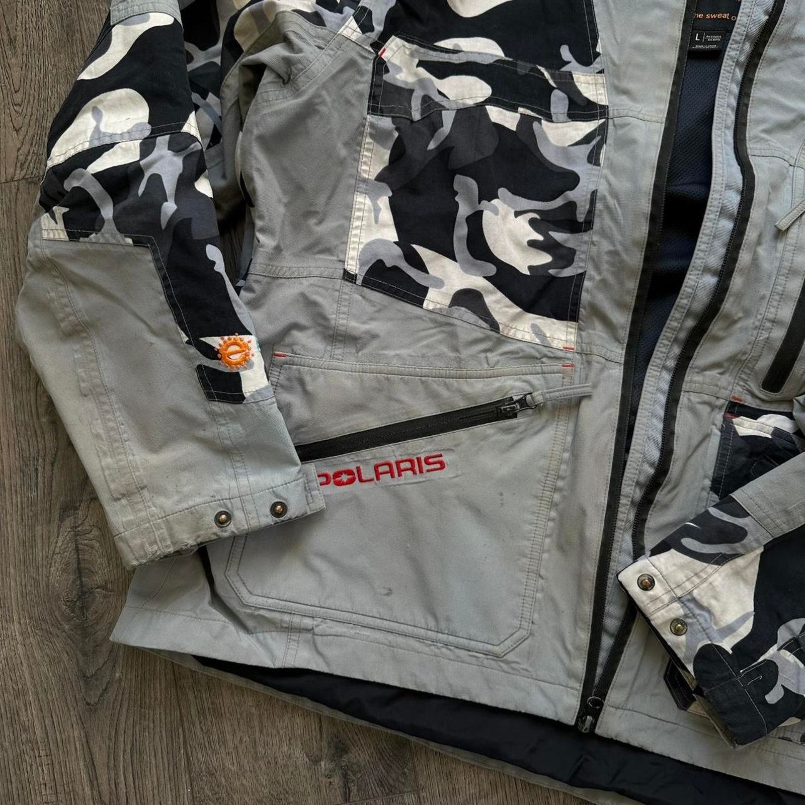Vintage Vintage Grey Snow Camo Polaris Octane Snowmobile Ski Jacket Size US L / EU 52-54 / 3 - 4 Thumbnail