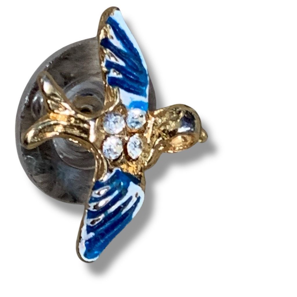 Vintage Vintage Gold-Tone Bluebird Small Lapel Pin Rhinestone Accent Size ONE SIZE - 4 Thumbnail