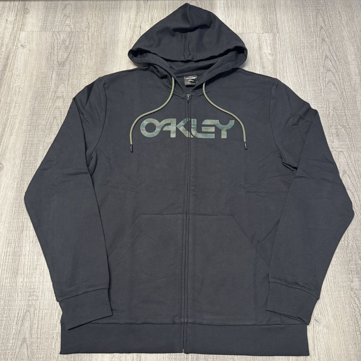 Oakley Oakley Mens Teddy Full Zip Hoodie Sweatshirt Camo sz Medium Size US M / EU 48-50 / 2 - 1 Thumbnail