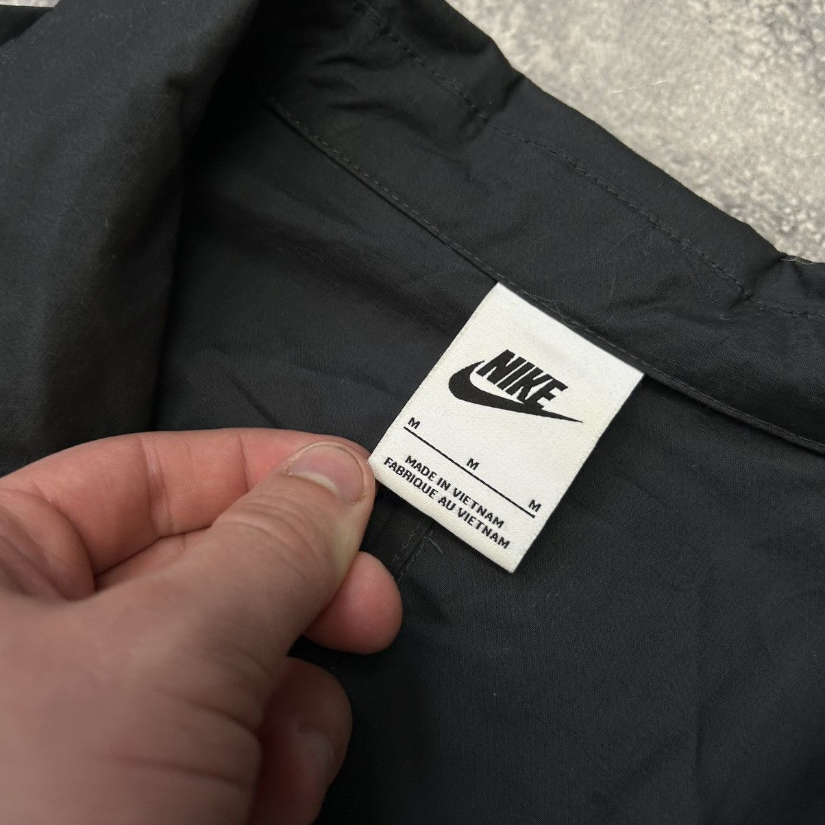 Nike Mens Nike Tech Pack Multipocket y2k streetwear button shirt Size US M / EU 48-50 / 2 - 6 Thumbnail