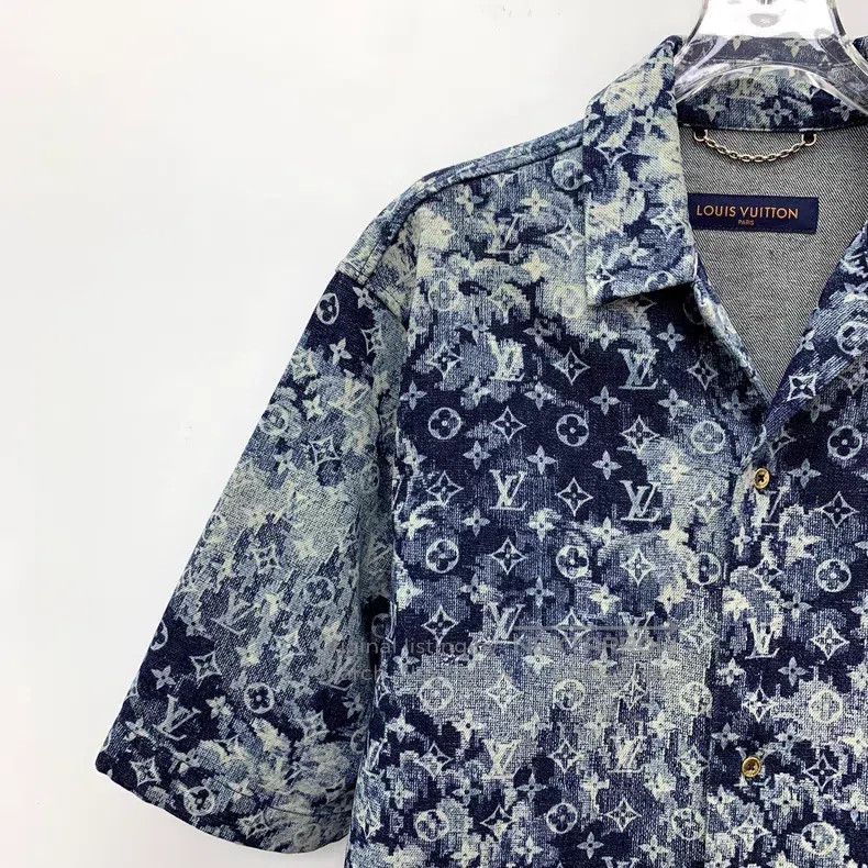 Louis Vuitton Louis Vuitton Dark blue tie-dye logo presbyopic full print Size US L / EU 52-54 / 3 - 3 Thumbnail