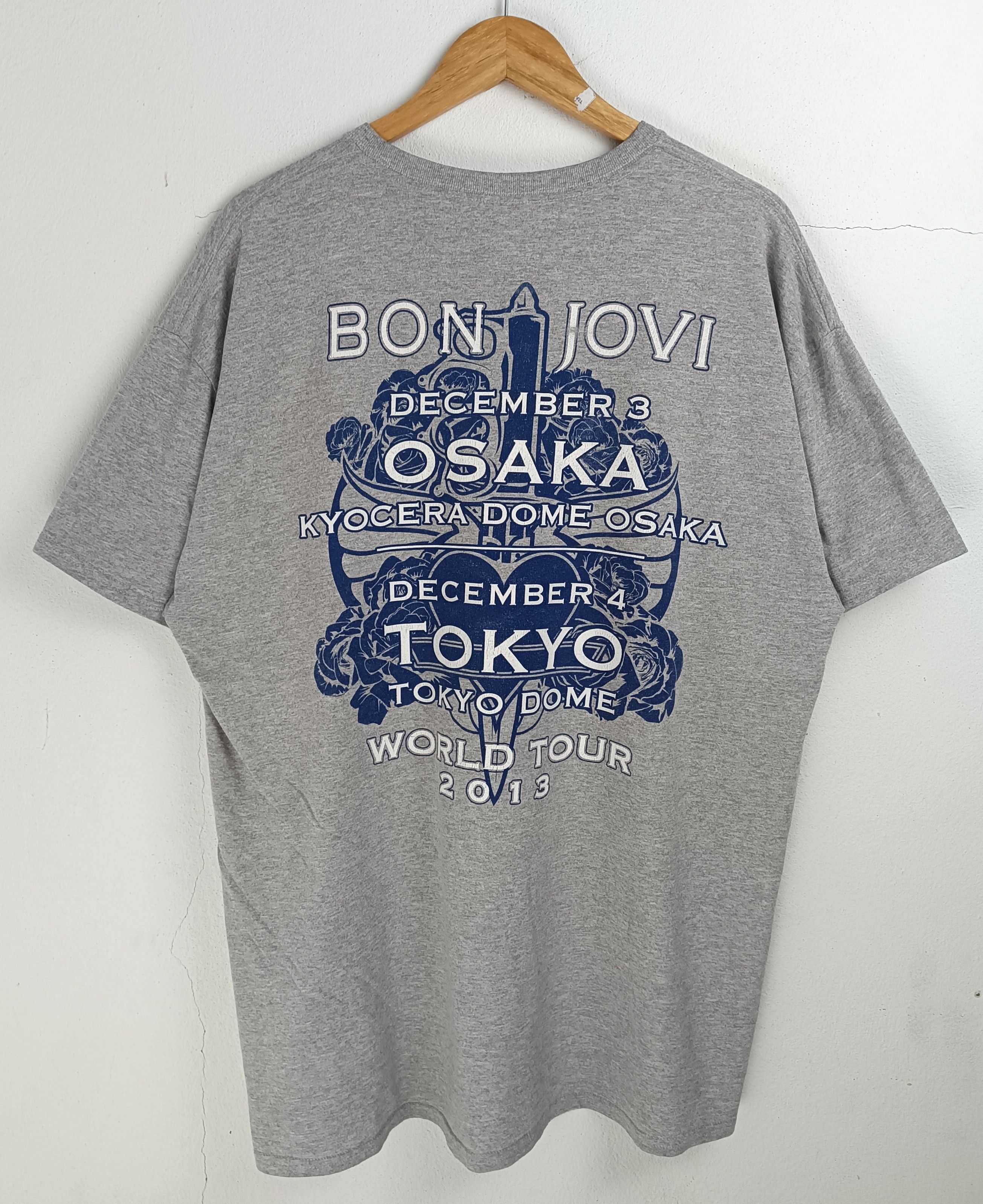 Band Tees VINTAGE 2013 BON JOVI JAPAN TOKYO TOUR u2 kiss scorpions Size US XL / EU 56 / 4 - 4 Thumbnail